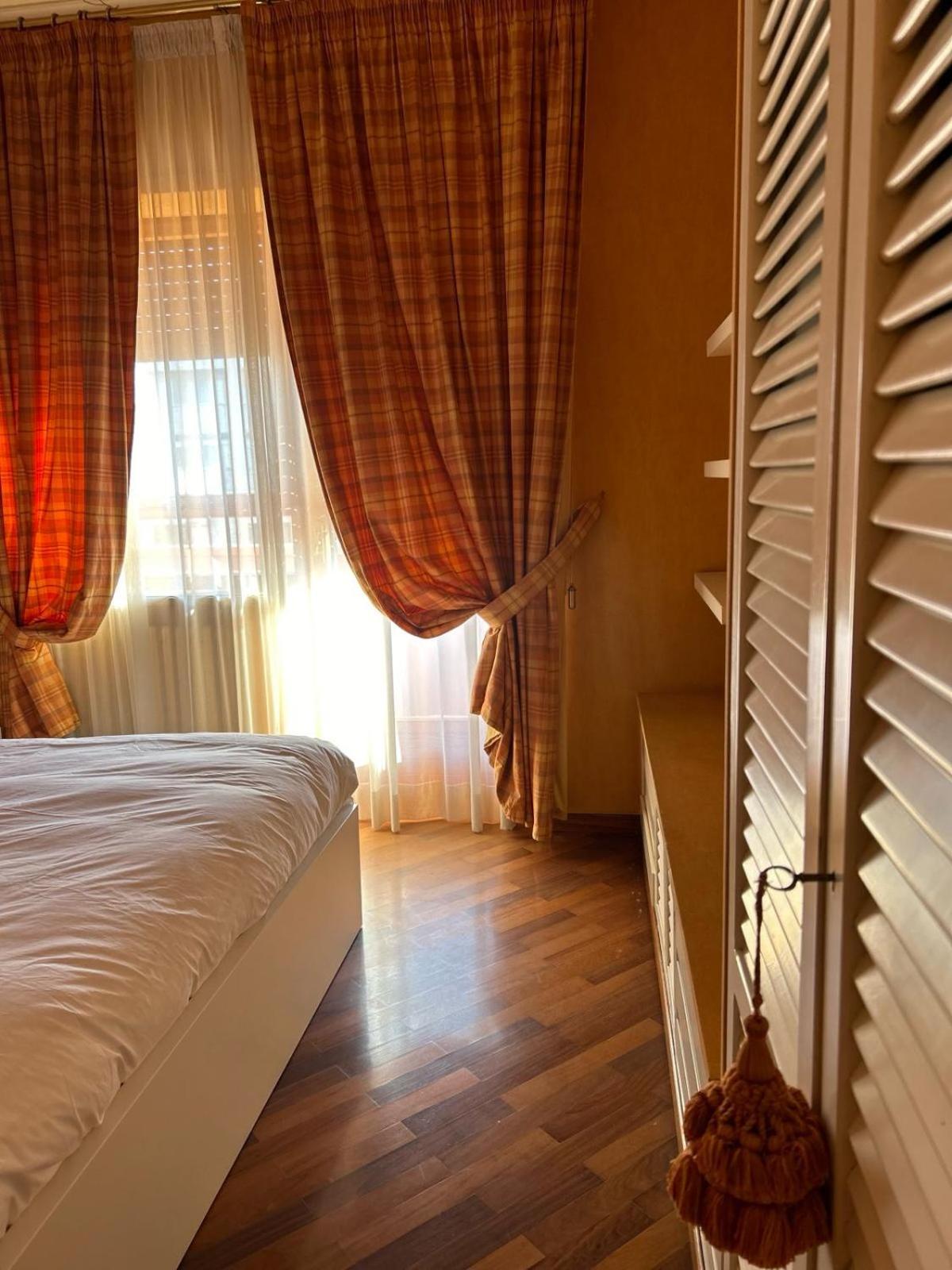 Front Beach Apartment - 3 Bedrooms Bari Buitenkant foto