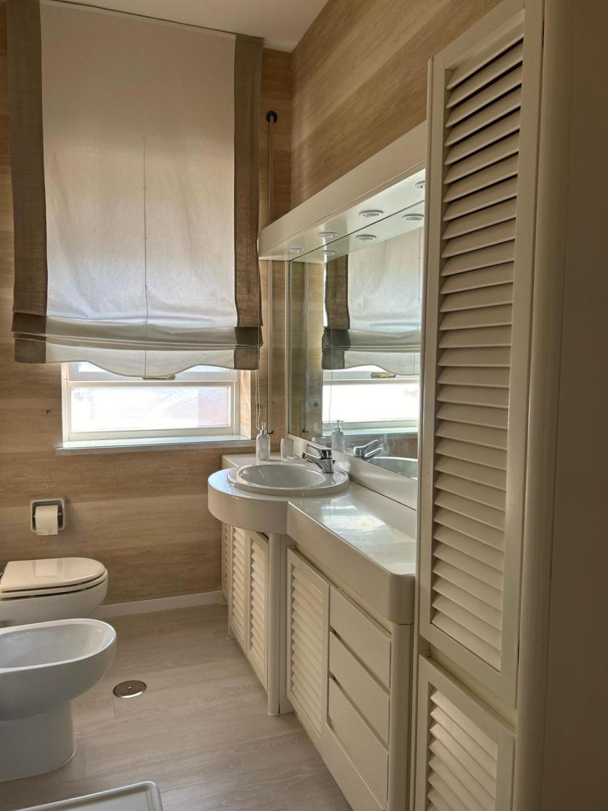 Front Beach Apartment - 3 Bedrooms Bari Buitenkant foto