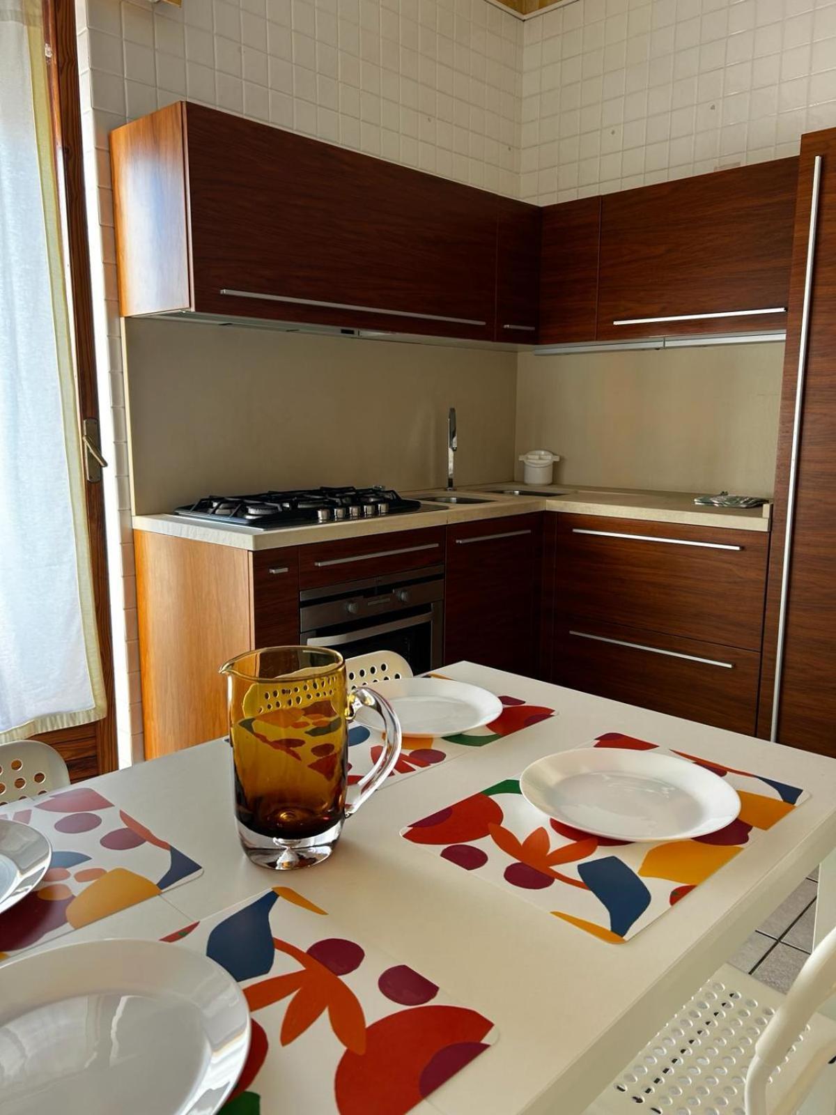 Front Beach Apartment - 3 Bedrooms Bari Buitenkant foto