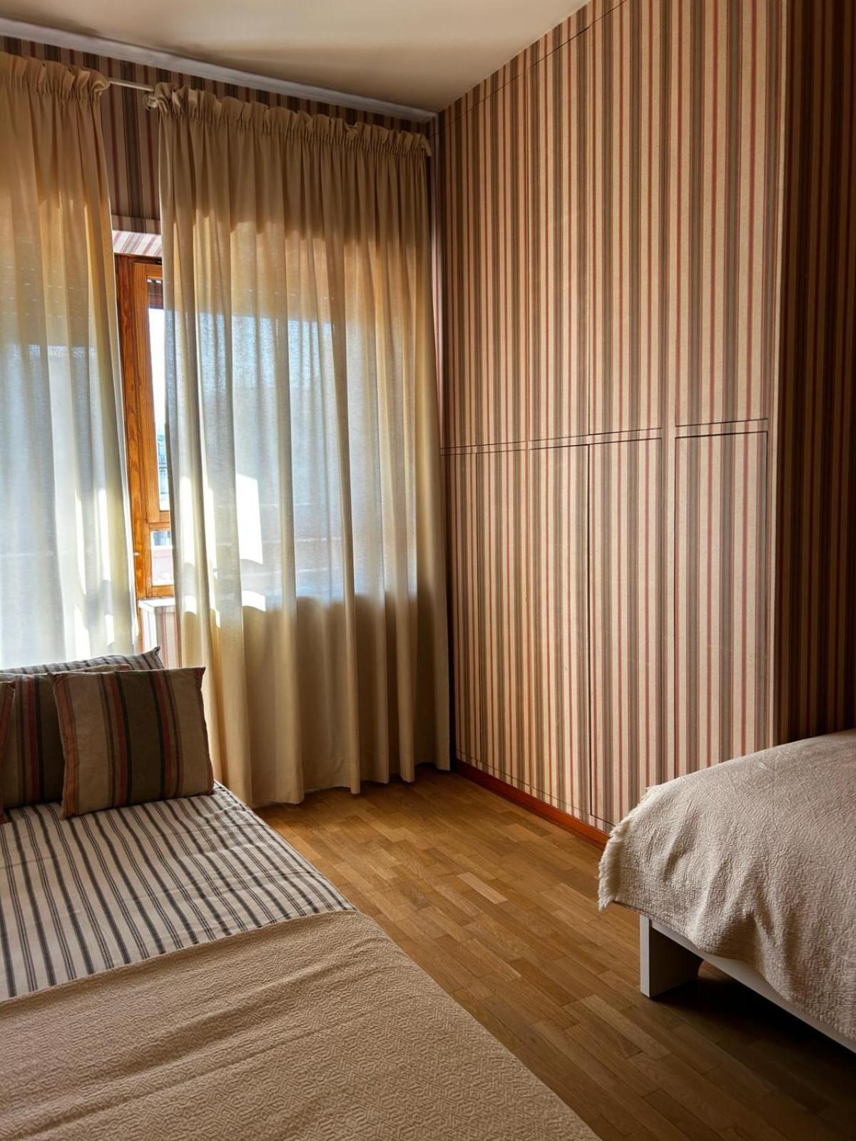 Front Beach Apartment - 3 Bedrooms Bari Buitenkant foto