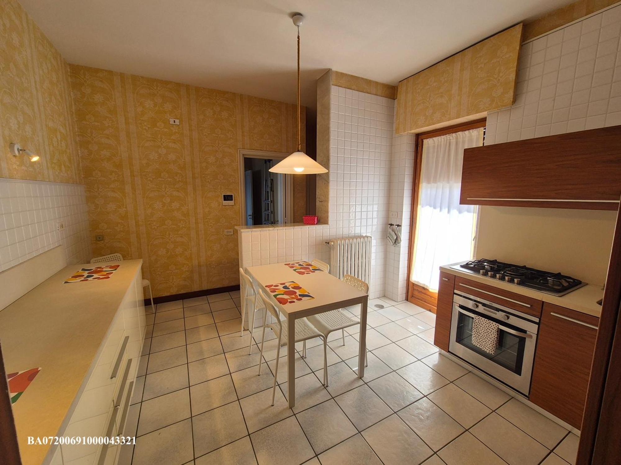 Front Beach Apartment - 3 Bedrooms Bari Buitenkant foto